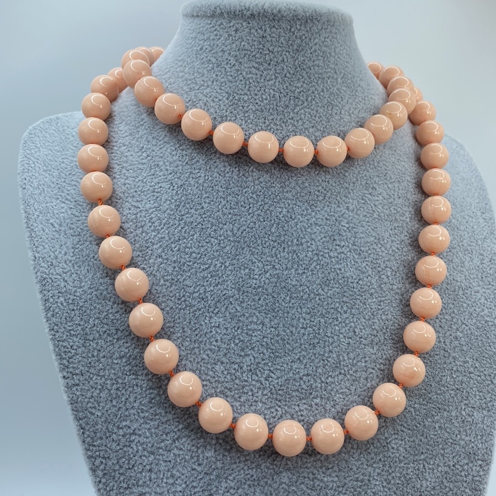 Peach Colored Beaded Necklace - Picture 3 of 5